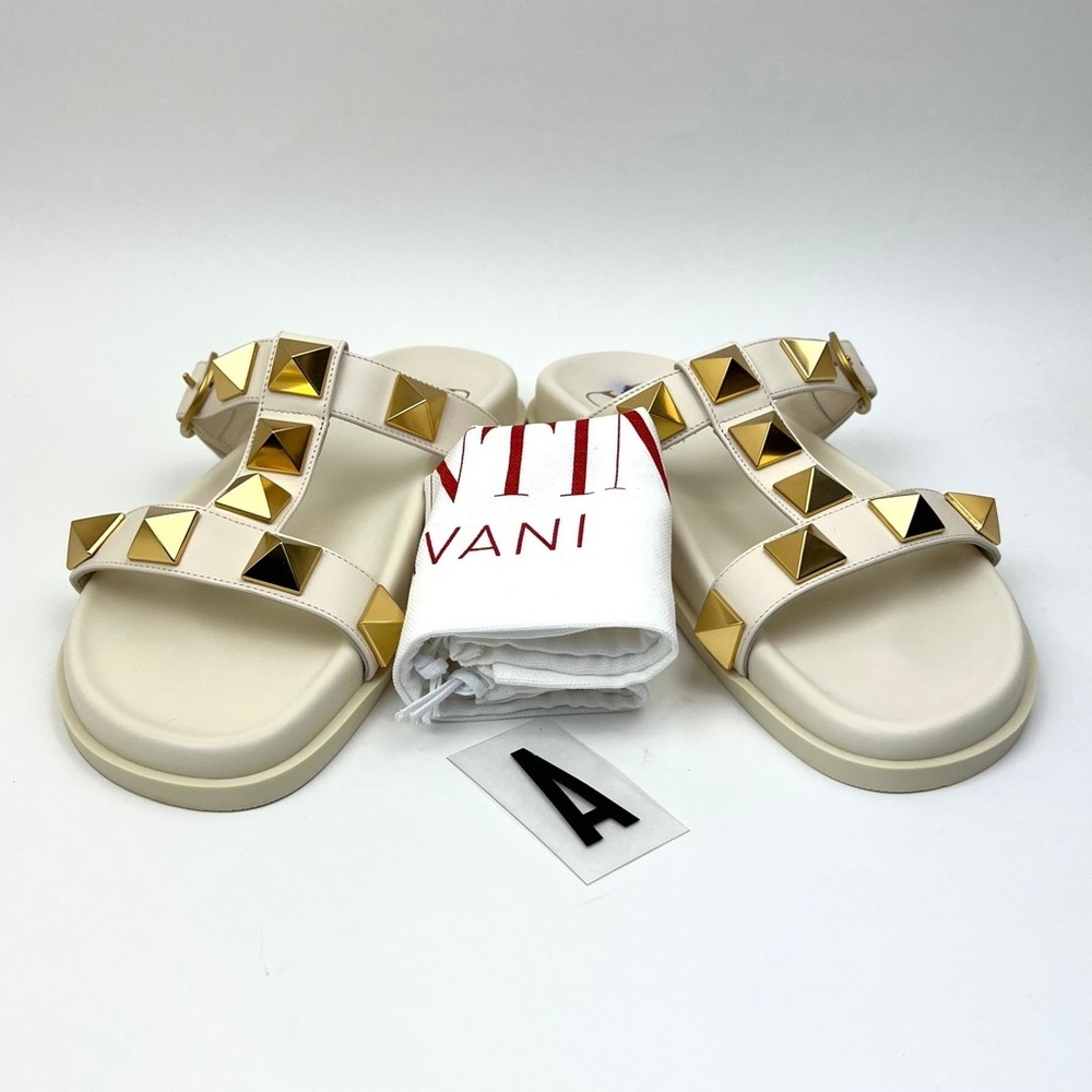 VALENTINO GARAVANI Roman Stud Slide Sandal sz 8.5 - Picture 3 of 12